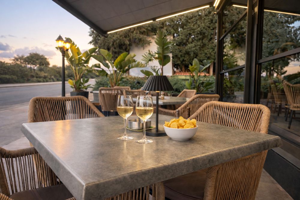 taste-traditional-cypriot-dishes-in-paphos-harbour-authentic-flavors